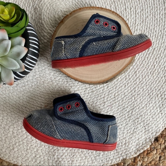 Toms Velcro Canvas shoes - Picture 9 of 9